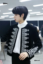 Sunoo weverse update 210312 3.jpg (495 KB) Weverse March 12, 2021