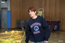 Weverse Magazine Shooting Sketch #4