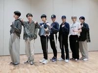 ENHYPEN December 18, 2021.jpeg (425 KB) Twitter December 18, 2021