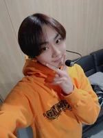 Jungwon weverse update 210202.jpg (552 KB) Weverse February 1, 2021