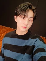 Jungwon-Twitter-Update-220411-2.jpg (365 KB) Twitter April 11, 2022