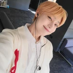 Sunoo Weverse 220510 (1).jpeg (434 KB) Weverse May 10, 2022