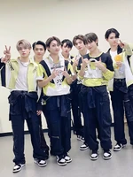 ENHYPEN Twitter 220810 (1).jpeg (428 KB) Twitter August 10, 2022