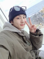 Jungwon-Twitter-Update-220415-3.jpg (437 KB) Twitter April 15, 2022