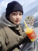 Jungwon-Twitter-Update-220415-4.jpg (447 KB) Twitter April 15, 2022