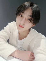 Jungwon-Twitter-Update-220402-2.jpg (316 KB) Twitter April 2, 2022