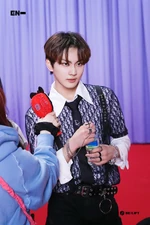 Jungwon naver update 210428 3.jpg (363 KB) April 28, 2021