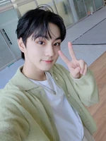 Jungwon Weverse 220503 (2).jpeg (355 KB) Weverse May 3, 2022