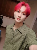 Jungwon Weverse 220728 (3).jpeg (405 KB) Weverse July 28, 2022