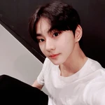 Jungwon09251.jpg (297 KB) Twitter September 25, 2020