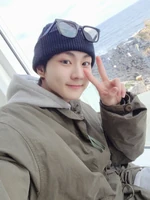 Jungwon-Twitter-Update-220415-2.jpg (401 KB) Twitter April 15, 2022