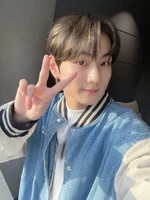 Jungwon-Twitter-Update-220417-2.jpg (621 KB) Twitter April 17, 2022