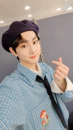 Jungwontwitterupdate2012174.jpg (405 KB) Twitter December 17, 2020