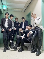 Enhypen twitter update 210507 4.jpg (609 KB) Twitter May 6, 2021