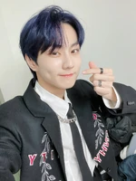 Jungwon-Twitter-Update-211202-3.jpg (541 KB) Twitter December 2, 2021