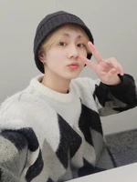 Jungwon-Weverse-Update-220422-2.jpg (381 KB) Weverse April 22, 2022