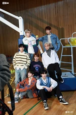 Enhypen weverse magazine 3.jpg (354 KB) Weverse Magazine Shooting Sketch #2