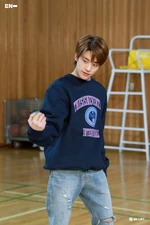 Weverse Magazine Shooting Sketch #3