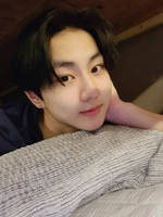 Jungwon-Twitter-Update-220416-3.jpg (354 KB) Twitter April 16, 2022