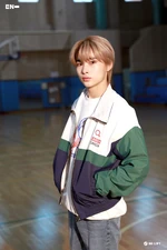 Weverse Magazine Shooting Sketch #1