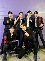 ENHYPEN Twitter 220720 (2).jpeg (479 KB) Twitter July 20, 2022