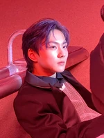 Jungwon Weverse February 11, 2022 (2).jpeg (412 KB) Weverse February 11, 2022