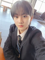 Jungwon Weverse 220906 (2).jpeg (306 KB) Weverse September 6, 2022