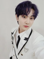 Jungwon-Twitter-Update-211204-3.jpg (223 KB) Twitter December 4, 2021