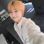 Sunoo Weverse 220510 (4).jpeg (478 KB) Weverse May 10, 2022