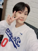 Jungwon Weverse 220902 (5).jpeg (310 KB) Weverse September 2, 2022