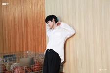 Weverse Magazine Shooting Sketch #3