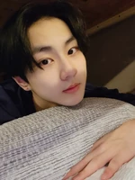 Jungwon-Twitter-Update-220416-2.jpg (340 KB) Twitter April 16, 2022