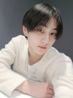 Jungwon-Twitter-Update-220402-1.jpg (336 KB) Twitter April 2, 2022