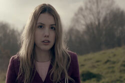 Skins-Pure-Cassie-Park-Bench.jpg