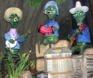 3109814588 907c3e40aa z.jpg (122 KB) The Swamp Boys in Splash Mountain.