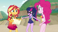 Twilight Sparkle "it looks just like this beach" EGDS13