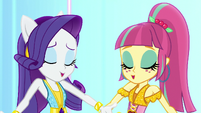 Rarity and Sour sing "to the music" EGS1