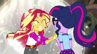 Sunset Shimmer ponying up EG4