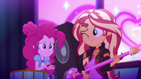 Sunset Shimmer winks at Pinkie Pie EGSBP