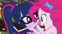 Pinkie declares her love of confetti to Twilight EGDS12c