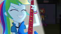 Rainbow Dash playing excitedly EG2