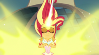 Daydream Shimmer with her arms in front of her EG3