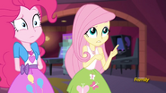 EG ML Fluttershy pyta się Juniper