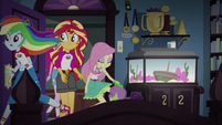 Sunset and friends enter Twilight's room EG4