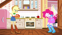 Applejack telling a story to Pinkie Pie SS14