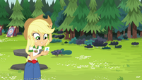 Applejack assigned to Aquamarine Tent EG4