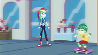 Rainbow Dash in slo-mo Canterlot EGDS42