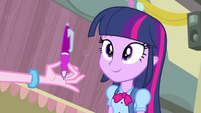 Twilight looks a pen EG