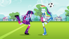 Rainbow Dash swipes the ball EG