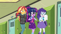 Sunset, Twilight, and Rarity walk together SS6